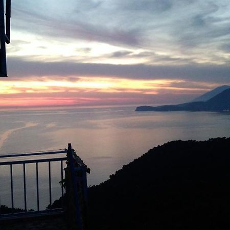 Villa Luiza Piqeras Luaran gambar